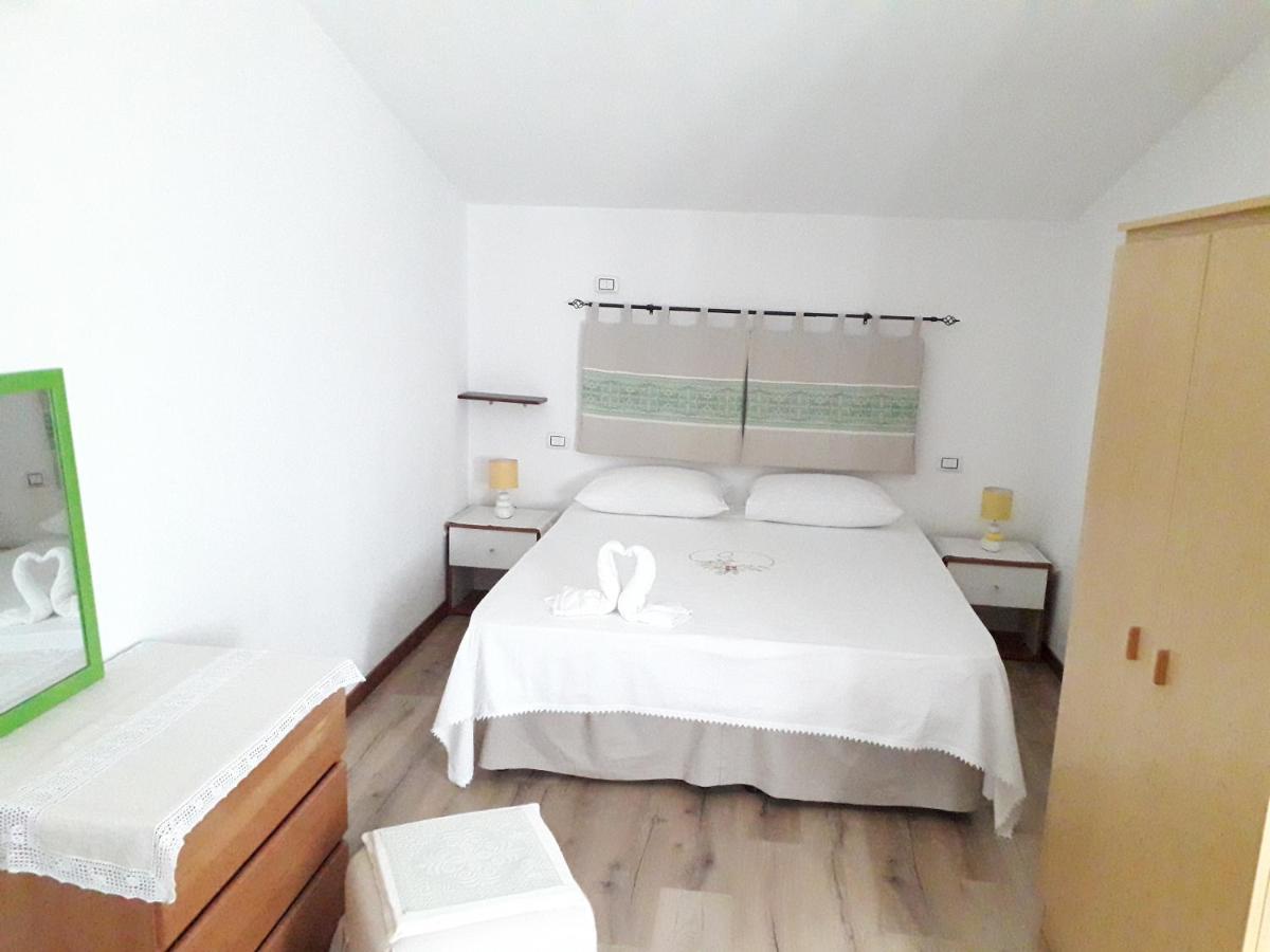 B&B I Limoni Sorso Eksteriør bilde